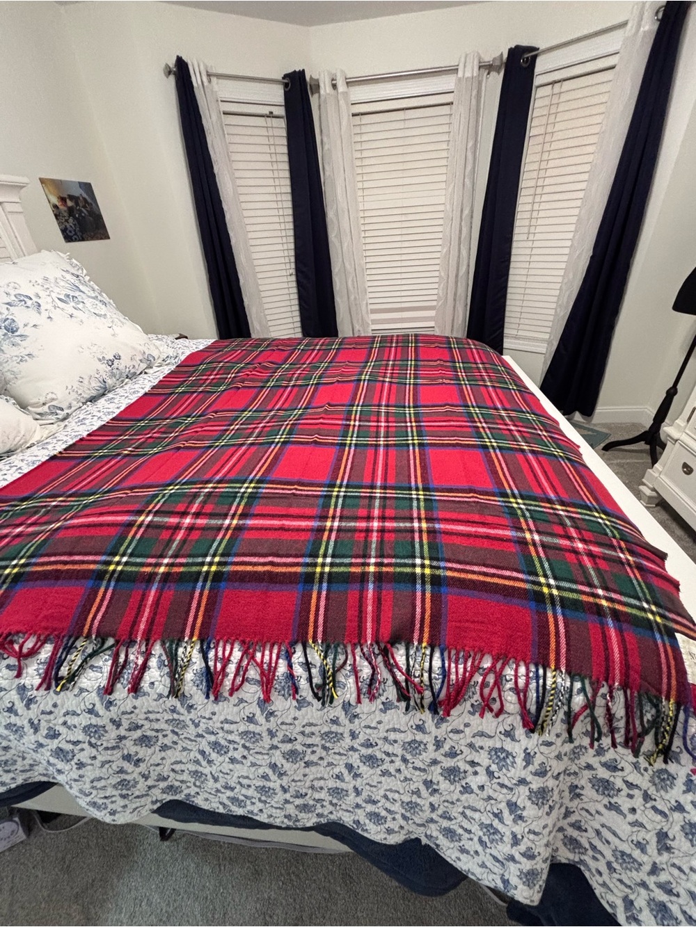 NIDO NOTTE Italy Tartan Plaid Throw Blanket 52x67 w/ Box Red Fringe Cotton Blend - Picture 5 of 8
